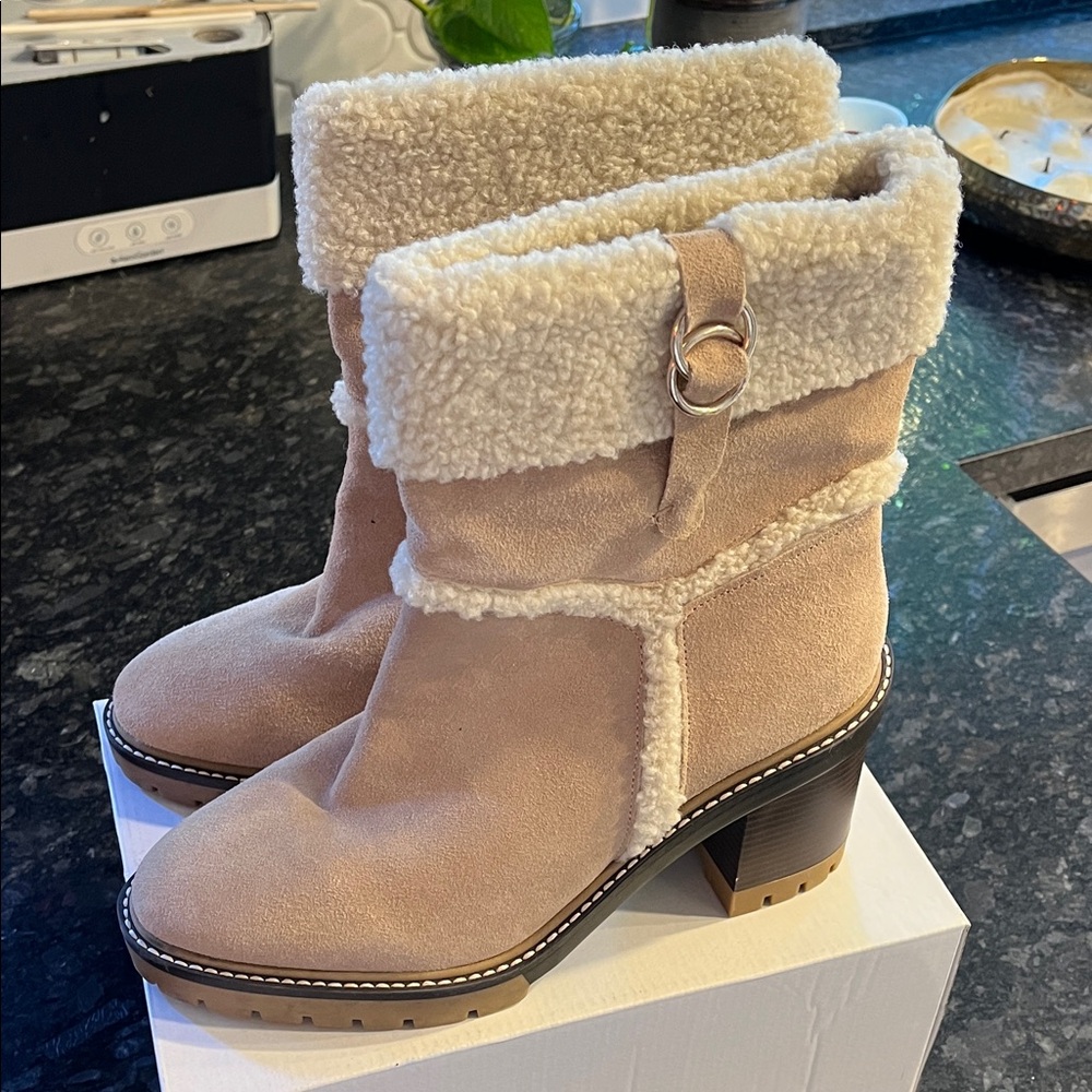 Kensie Tan Shearling Ankle Boots (Brand New)